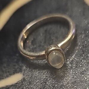 Dainty Elegant Sterling Silver 925 Moonstone Ring Size 7